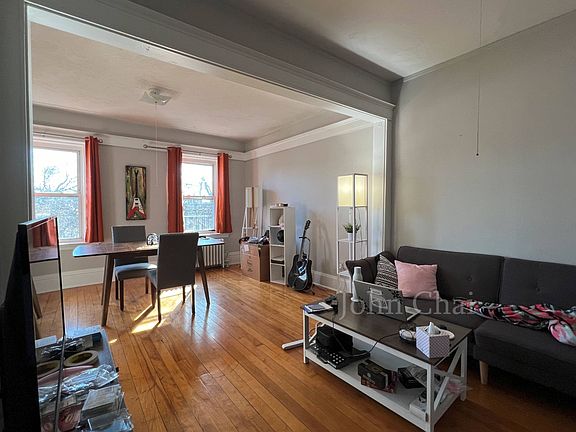 2nd image of 225 South St #4