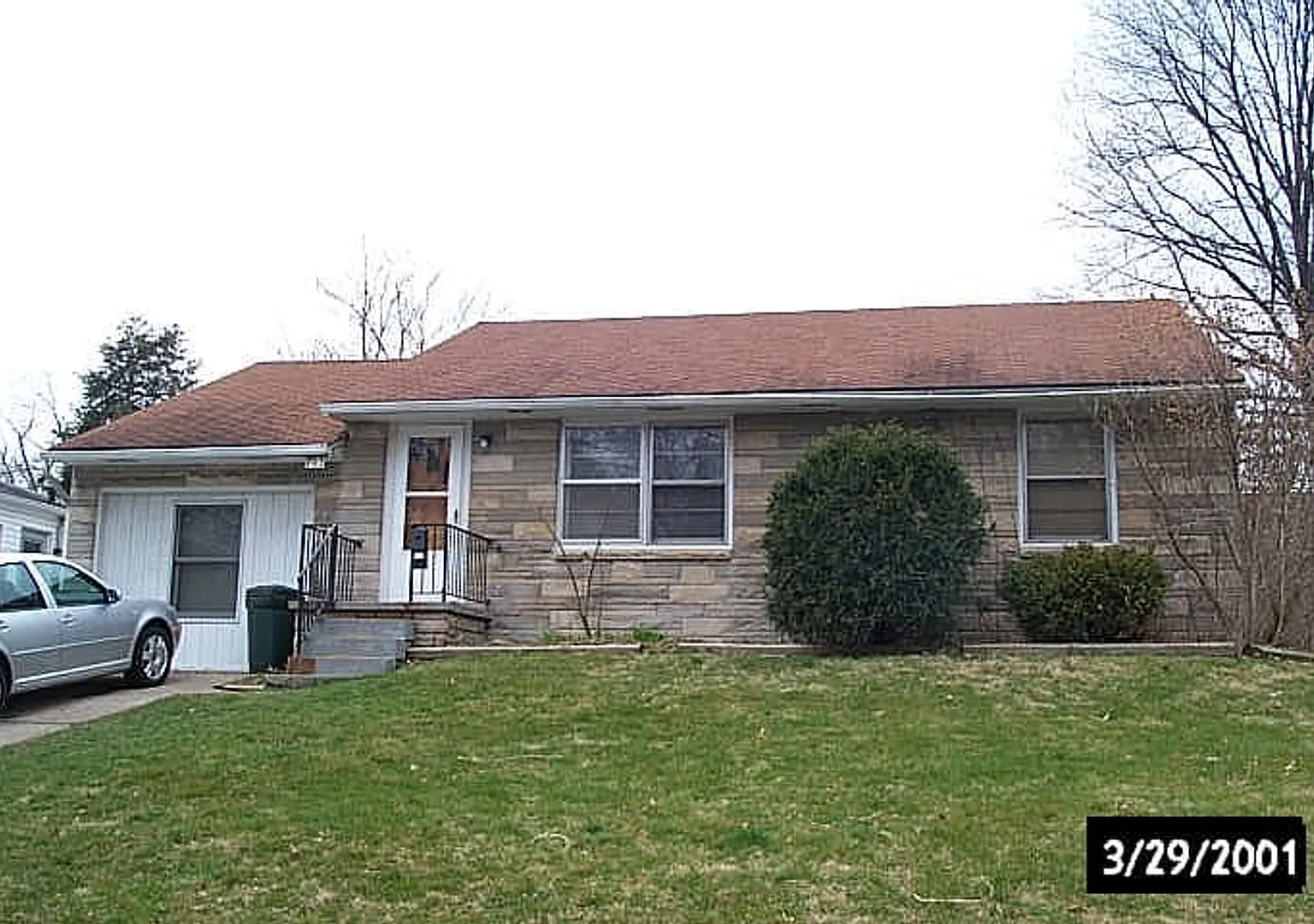 703 N Washington St — Photo 1