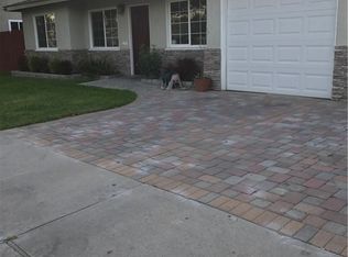 16235 Hunsaker Ave, Paramount, CA 90723