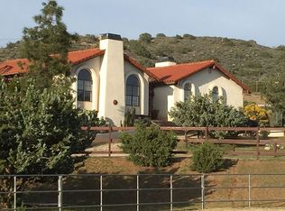 10355 Pike Rd, Agua Dulce, CA 91390