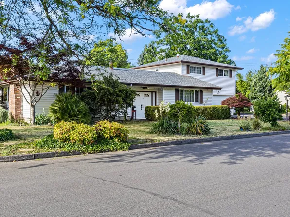 295 Blackfoot Ave, Eugene, OR 97404