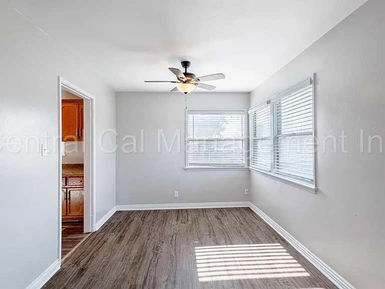 200 Wetherley Dr — Photo 6