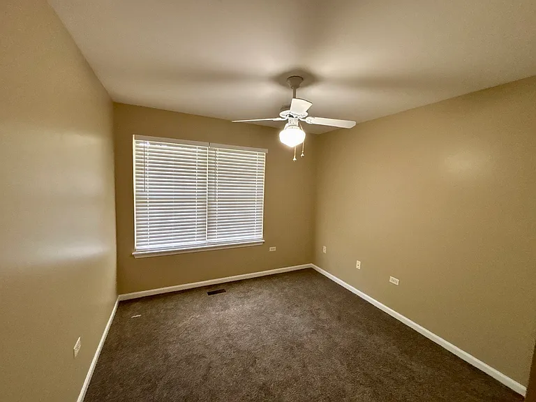 2607 Sheehan Ct #101 — Photo 11