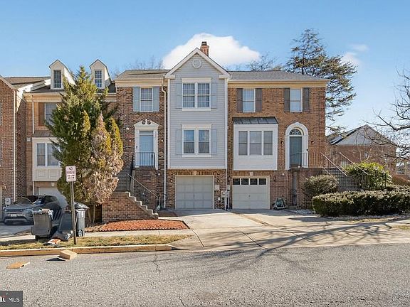 2nd image of 9303 Ispahan Loop