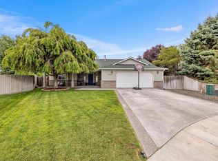7128 W 3rd Pl, Kennewick, WA 99336