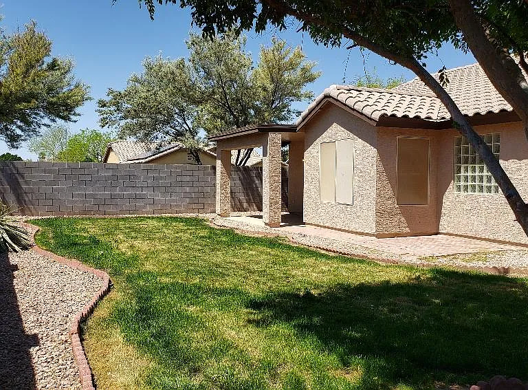 13353 W Cottonwood St — Photo 22
