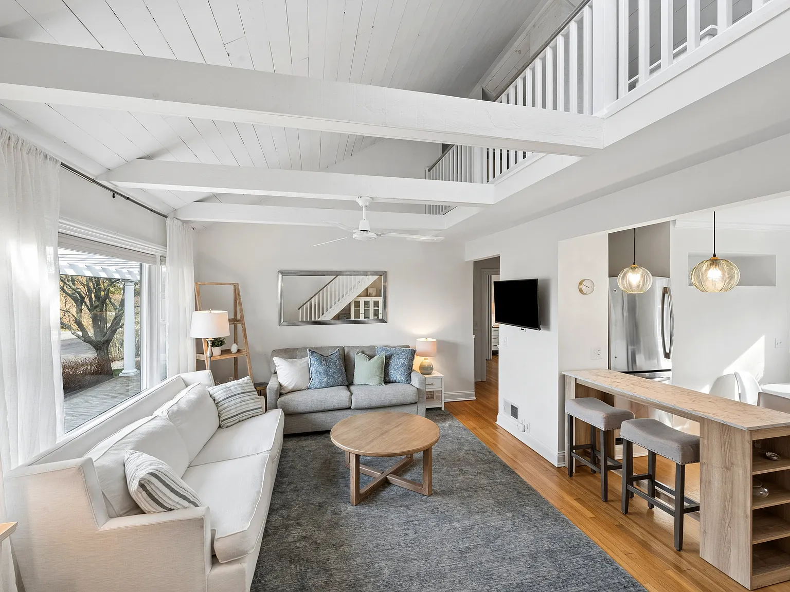 Sag Harbor Oasis — Photo 3