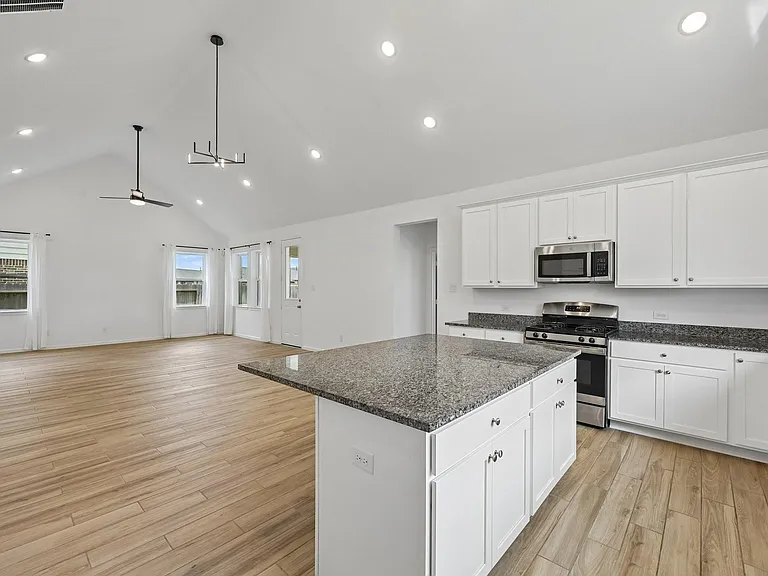 7818 Palm Glade Dr — Photo 15
