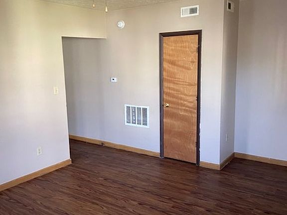 2nd image of 1014 Swann St #1014SW4