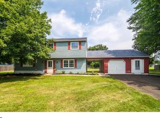 1582 Peach Tree Ln, Hatfield, PA 19440