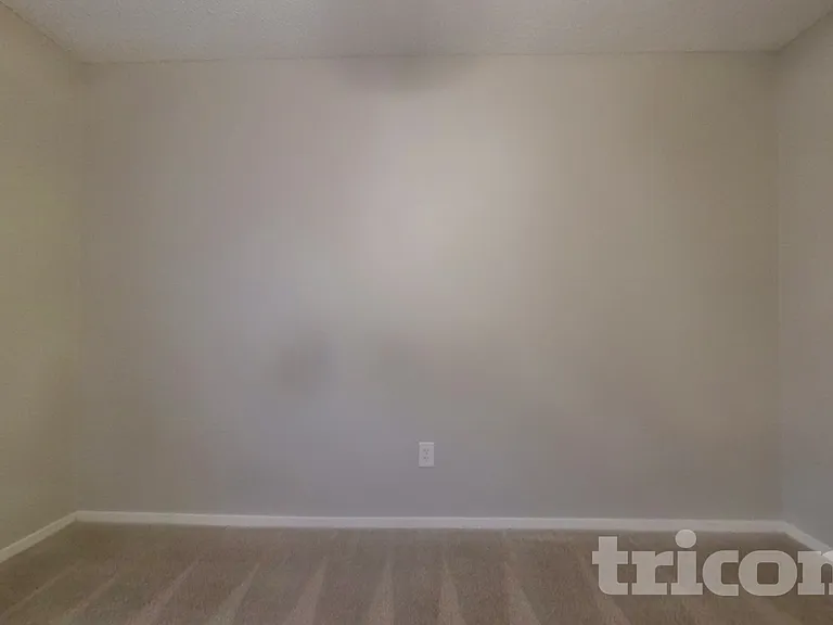 6321 Macarthur Dr — Photo 13