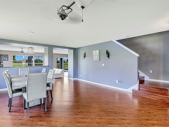 4th image of 1827 NE 15th Pl