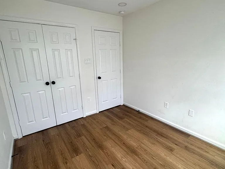 9911 Porto Rico Rd — Photo 10