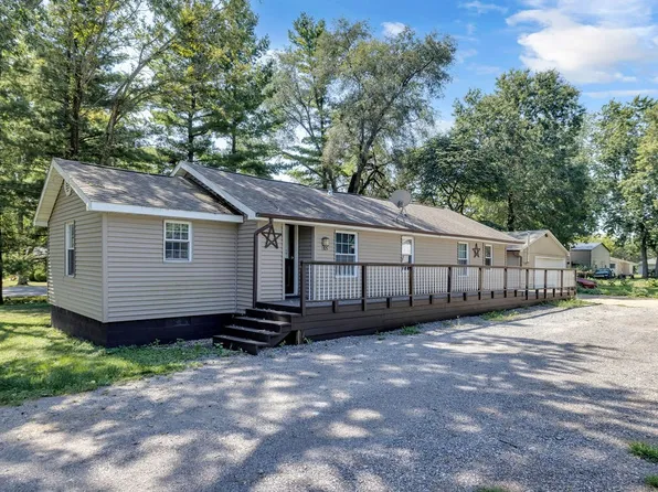 185 N Birks St, Decatur, IL 62522