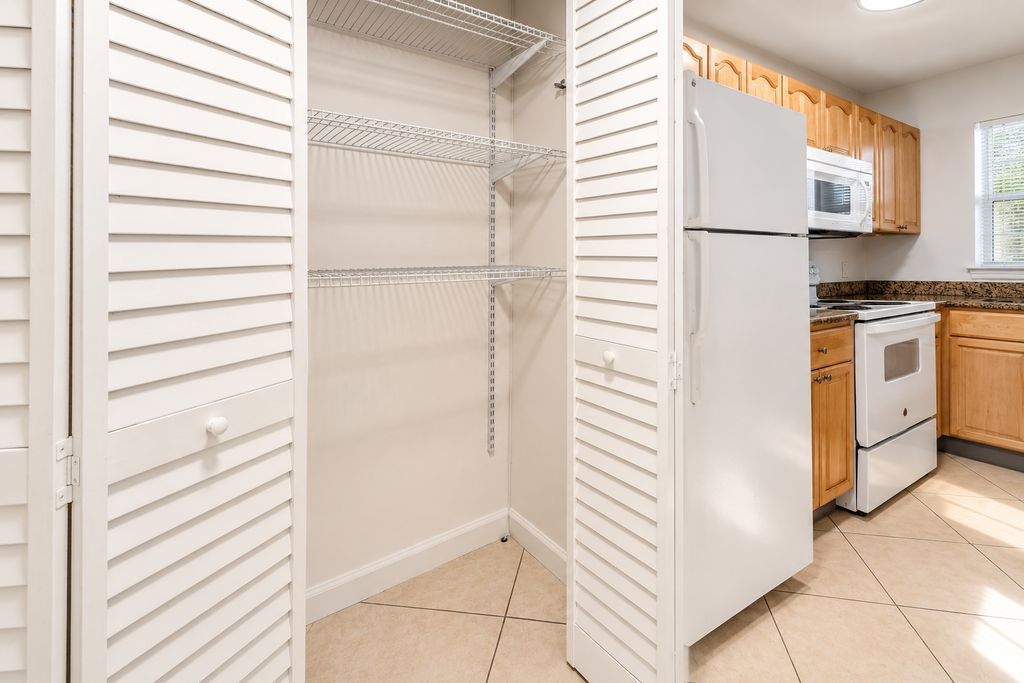902 SE 1st St APT 26, photo 9