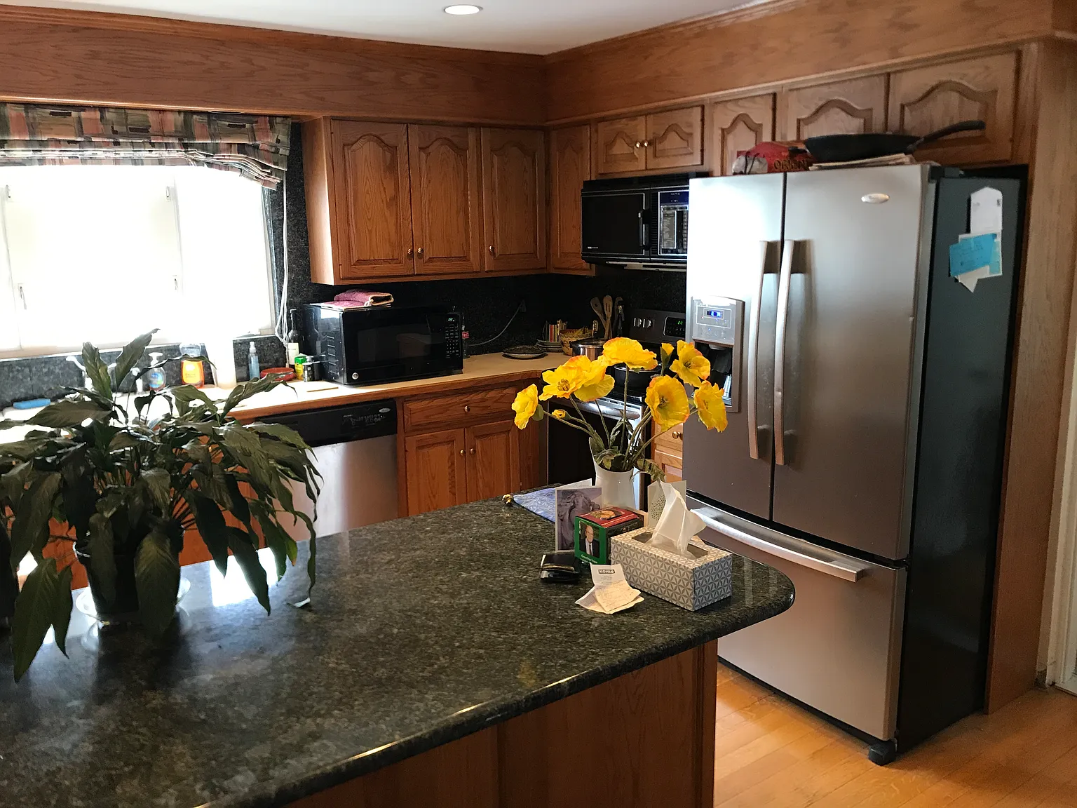 2 bed, 1650 sqft, $1,800 — Photo 1