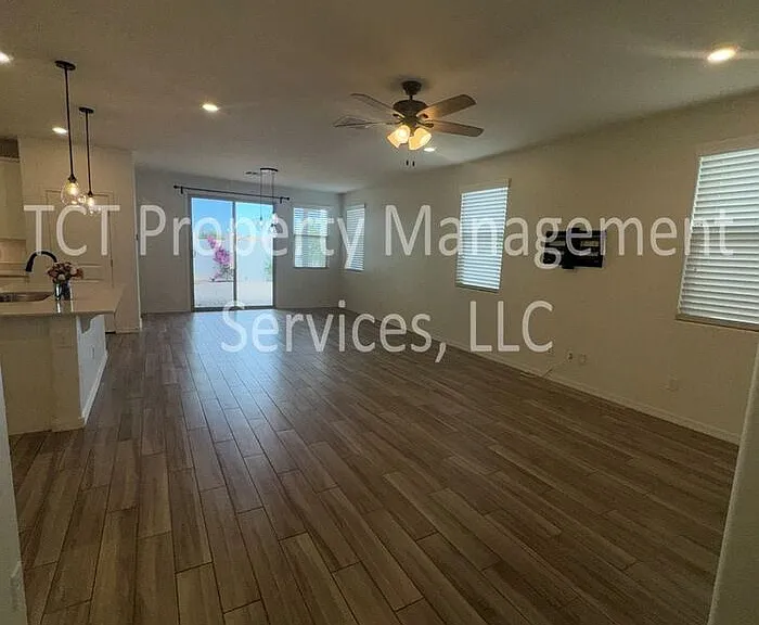 1060 W Canyonlands Ct — Photo 3