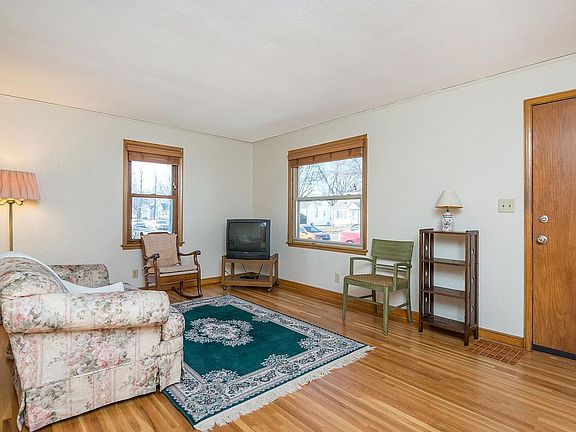 2nd image of 5036 Aldrich Ave N