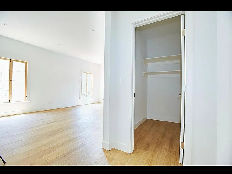 428 N Orange Grove Ave #1 — Photo 14