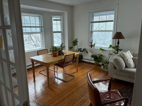 378 Benefit St, Providence, RI 02903