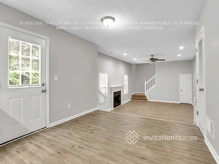 5614 Carriage Walk Way — Photo 14