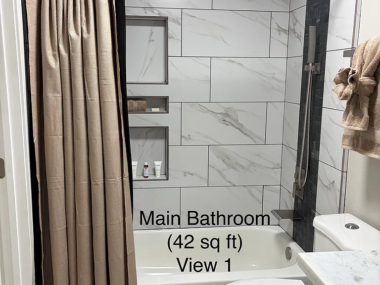 Hampton Ln — Photo 22