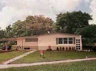 317 Ponte Vedra Rd, Palm Springs, FL 33461