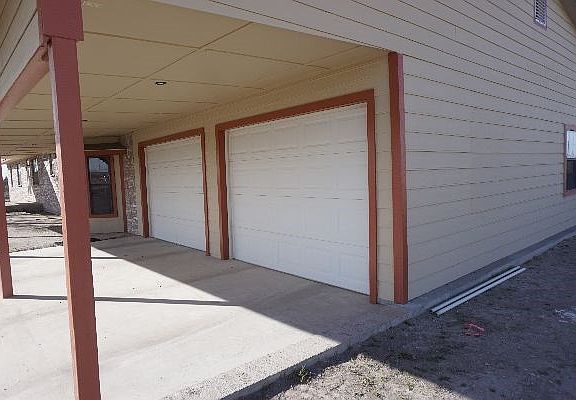 3rd image of 1607 E 48th Ln