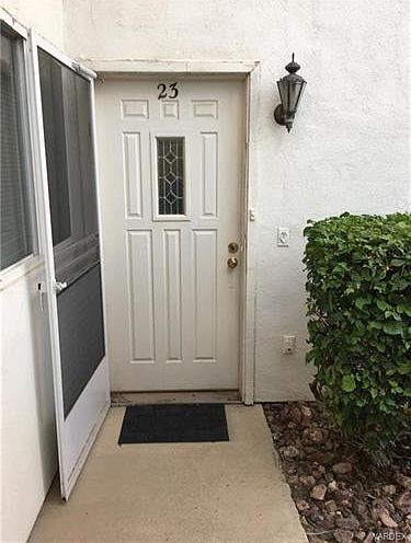 1st image of 1800 Clubhouse Dr Unit 3