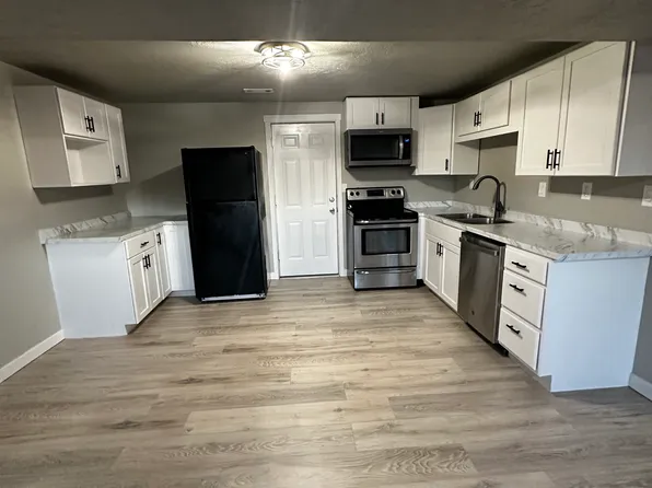 159 S 1000 E, Layton, UT 84041