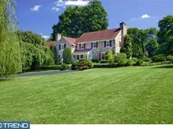 947 Rock Creek Rd, Bryn Mawr, PA 19010