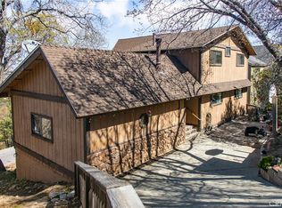 1411 Sequoia Dr, Lake Arrowhead, CA 92352