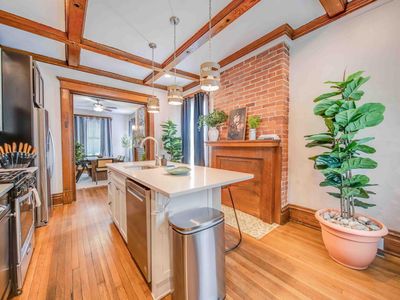 2083 N 4th St, Columbus, OH, 43201