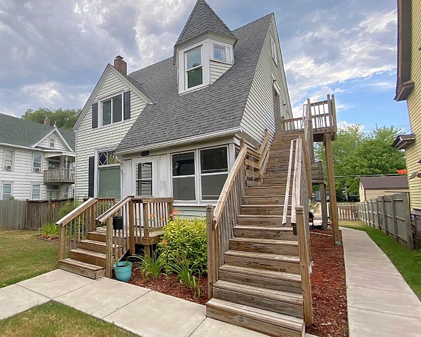1st image of 1113 Minnehaha Ave E APT 2
