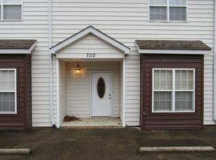 7112 Country Club Dr, Huntington, WV 25705