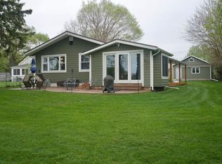 W1768 Island Dr, Sullivan, WI 53178