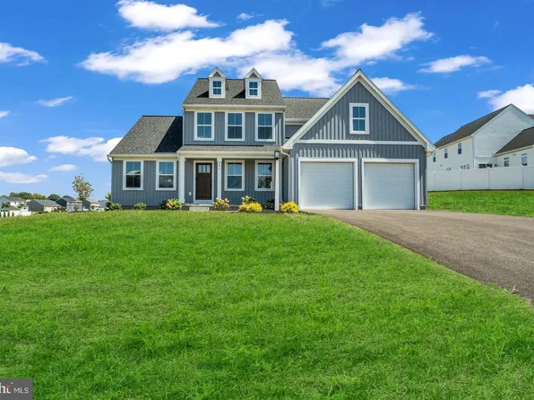 891 Ashfield Dr, Carlisle, PA 17013