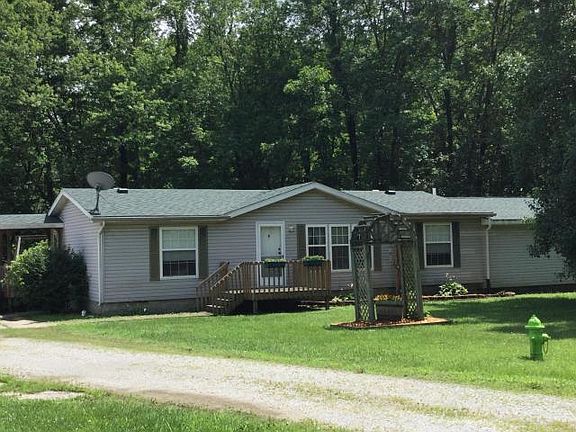 2nd image of 113 Thomas Dr