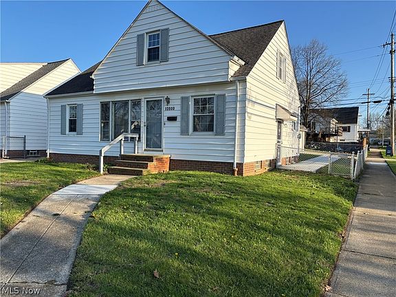 2nd image of 13500 Oakview Blvd