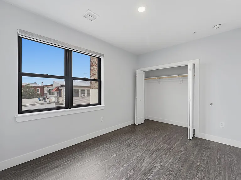 6114 Jackson St #2 — Photo 20