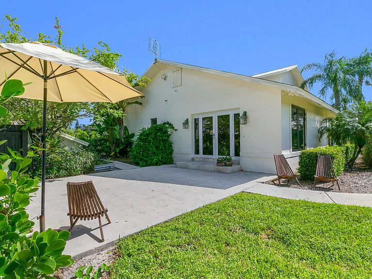 14965 Oatland Ct — Photo 44