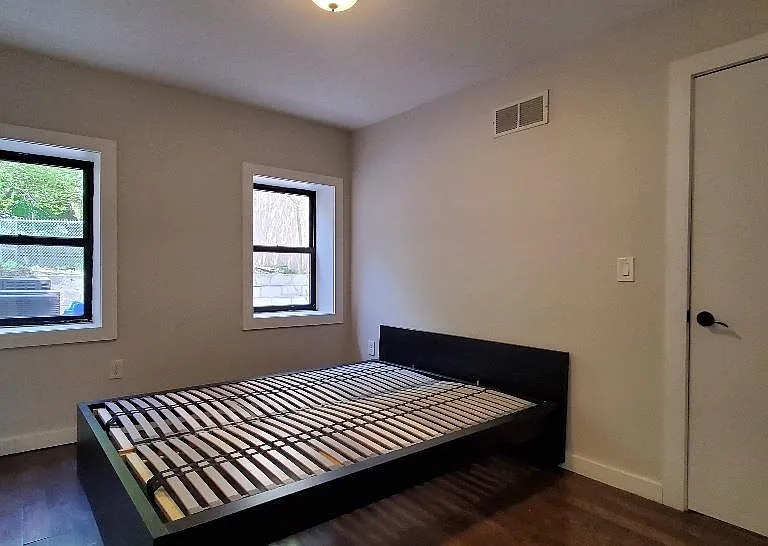 487 Ocean Ave #1 — Photo 14