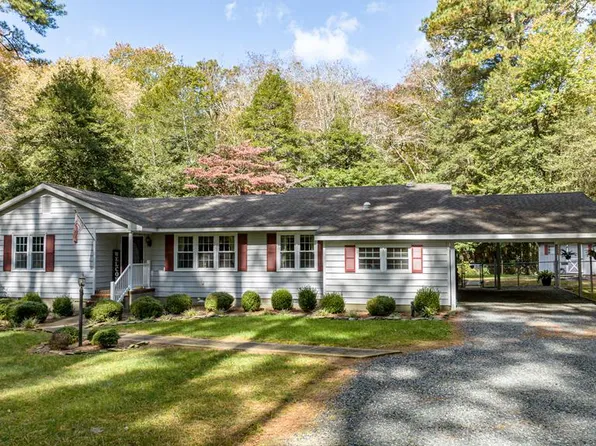 24183 Thorogood Ln, Parksley, VA 23421