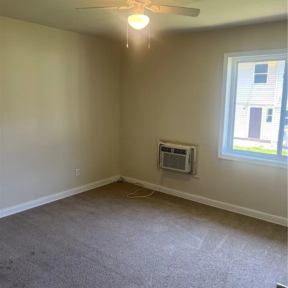 301 Monticello Dr — Photo 10