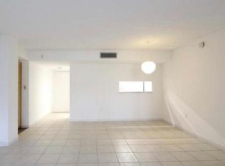 8015 SW 107th Ave APT 301, Miami, FL 33173