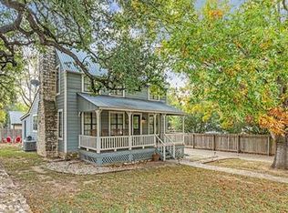 207 S Cherry St, Fredericksburg, TX 78624