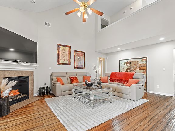 4th image of 5439 Millers Glen Ln