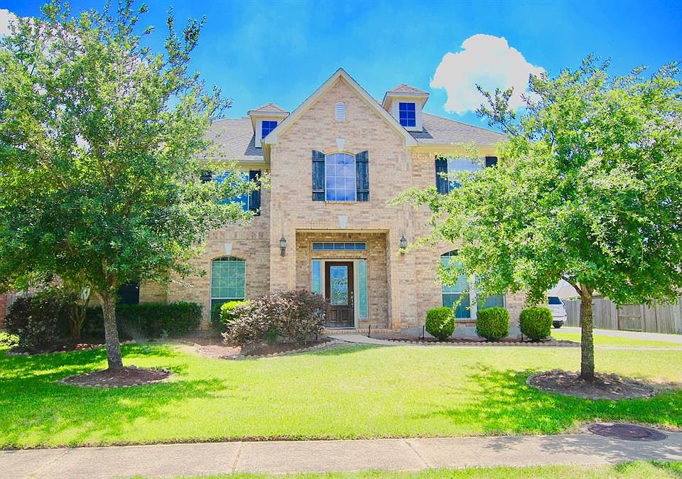 1st image of 11912 Cedar Creek Dr