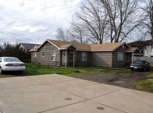 97 N 10th St, Creswell, OR 97426