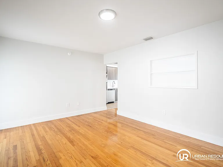117 S Shore Dr #8 — Photo 14